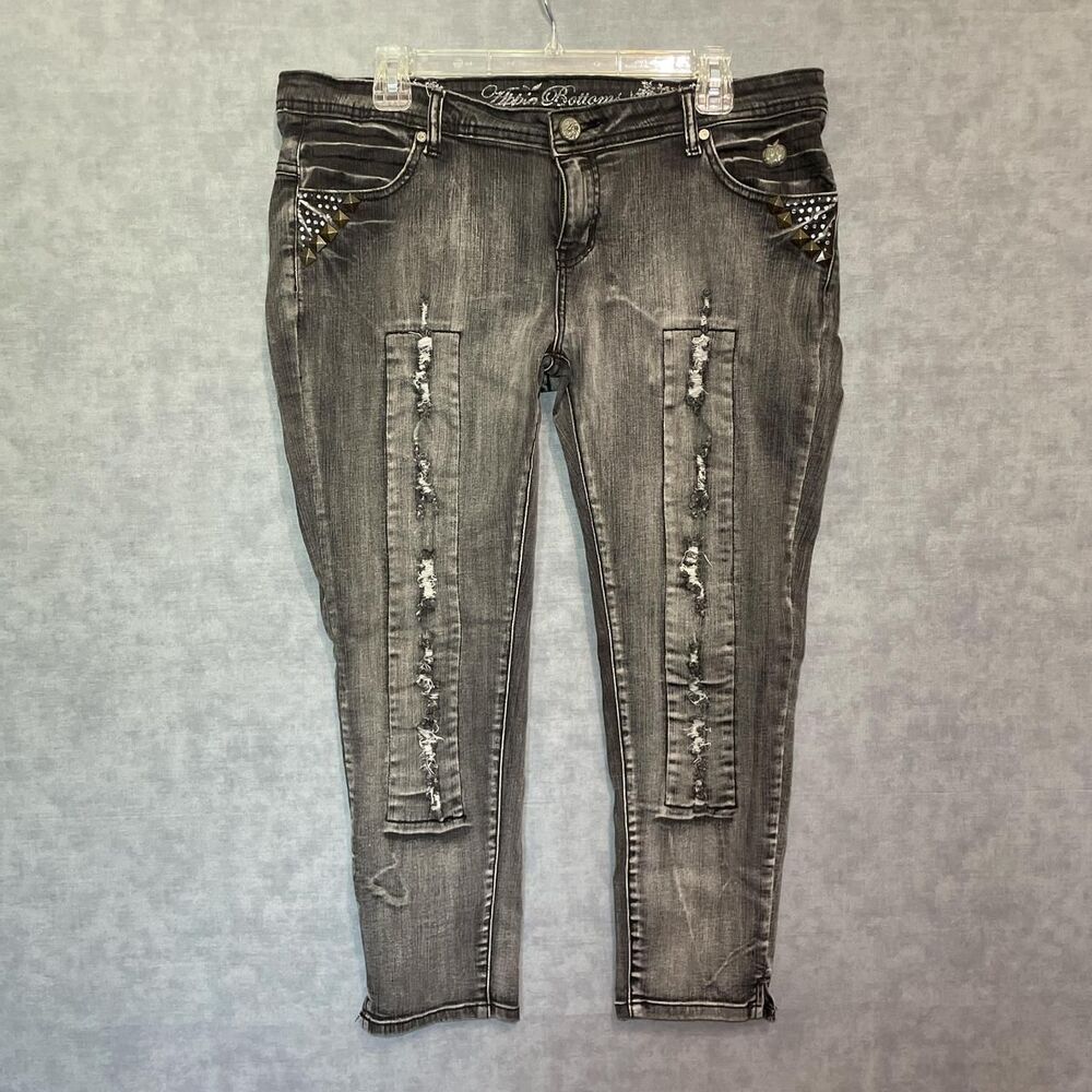 Apple Bottom jeans